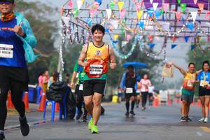 BIB: 46838, 42725
                            <button type="button" onclick="openModal(9906070)" class="btn btn-primary btn-sm float-right btn-popup" data-toggle="modal" data-target=".modal-high-quality">
                        <i class="fas fa-shopping-cart"></i> Add to Cart
                    </button>
                                            <button type="button" onclick="isThisMe(9906070, true)" class="btn btn-success btn-sm float-right btn-popup btn-isme hidden" data-toggle="tooltip" data-placement="bottom" title="นี่คือรูปของคุณใช่ไหม คลิกที่นี่เพื่อเอาเข้าอัลบั้ม">
                        <i class="fas fa-plus"></i> Add to album
                    </button>
                    <button type="button" onclick="isThisMe(9906070, false)" class="btn btn-warning btn-sm float-right btn-popup btn-isnotme hidden">
                        <i class="fas fa-ban"></i> Remove from album
                    </button>